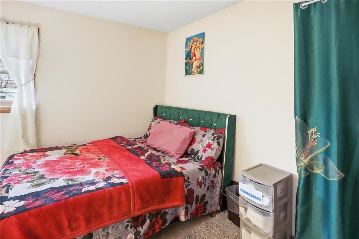 2 Wrisley Street Essex Junction, VT 05452 - Photo 23 of 42