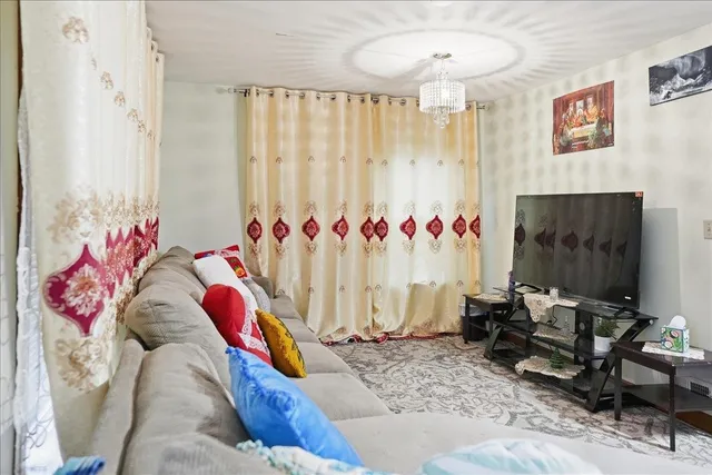 $409,900 | 2 Wrisley Street, Essex Junction, VT 05452