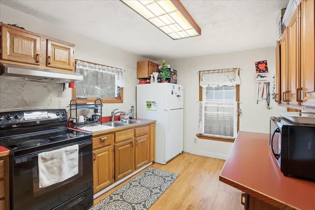 $409,900 | 2 Wrisley Street, Essex Junction, VT 05452