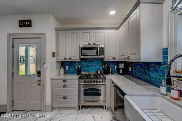 $469,000 | 112 Weatherby Street, Dalton, PA 18414