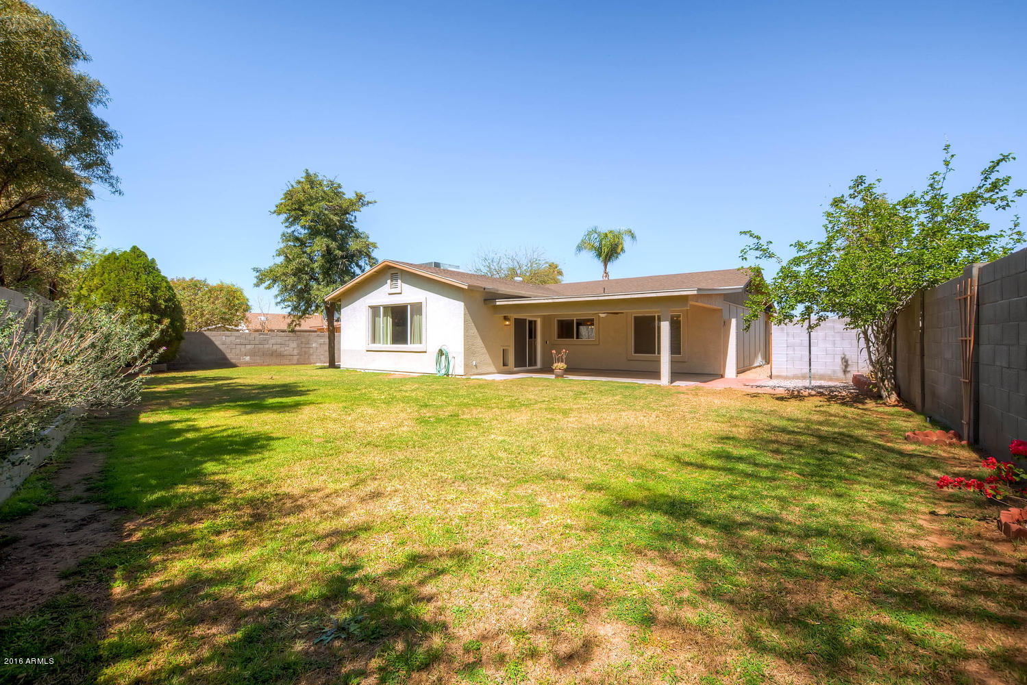 2925 East John Cabot Road Phoenix, AZ 85032 - Photo 13 of 13 2925 E John Cabot Rd Phoenix-large-011-1