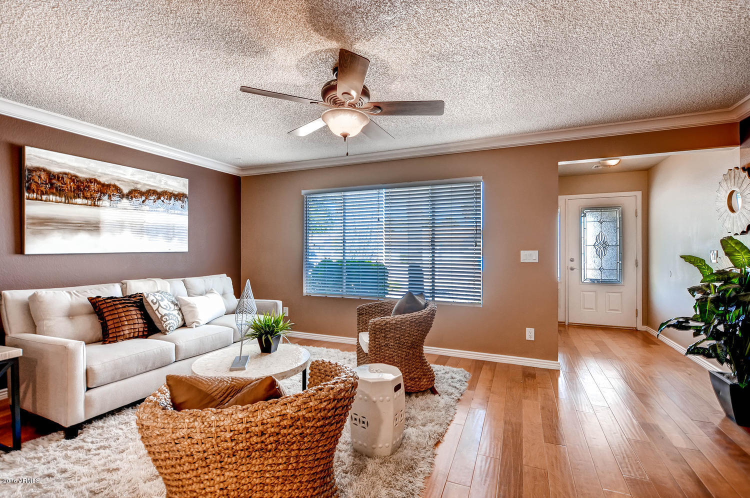 2925 East John Cabot Road Phoenix, AZ 85032 - Photo 3 of 13 2925 E John Cabot Rd Phoenix-large-001-2
