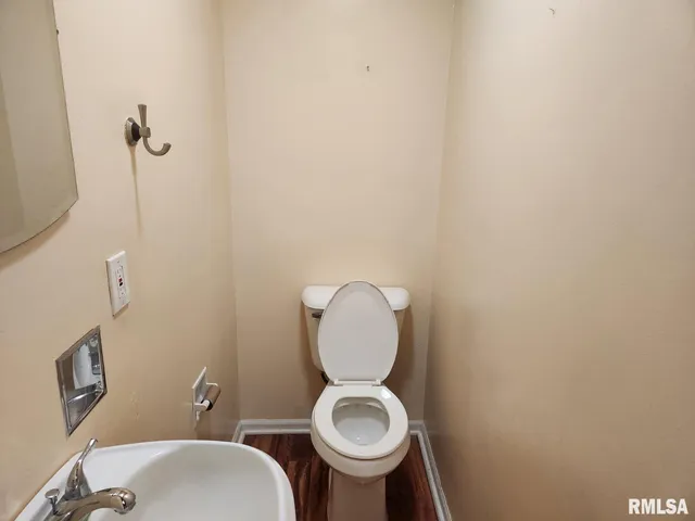 $159,900 | 4333 West Shawnda Court, Peoria, IL 61615