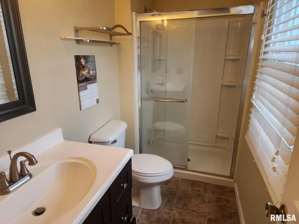 $159,900 | 4333 West Shawnda Court, Peoria, IL 61615