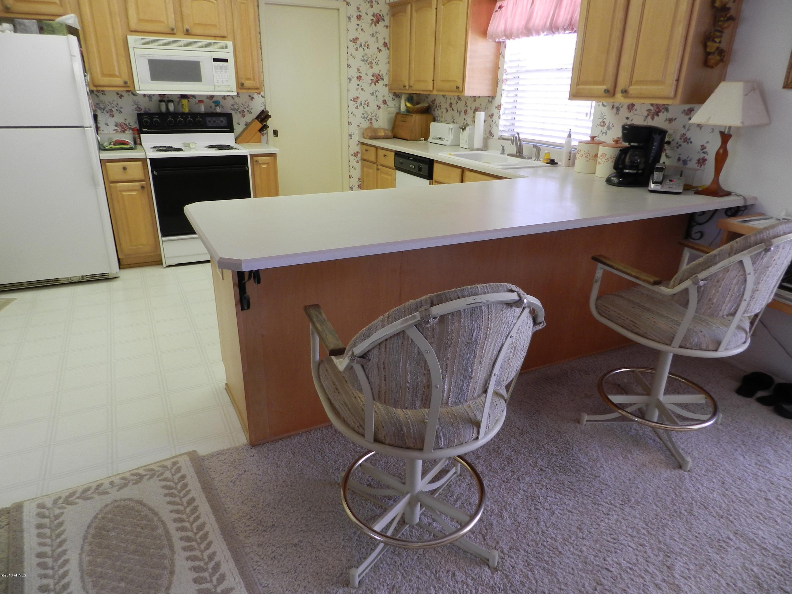 1002 South Rochester Mesa, AZ 85206 - Photo 13 of 42 BREAKFAST BAR
