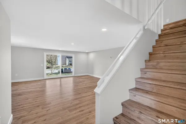 $499,000 | 37 Hewitt Road, Unit B6, Stonington, CT 06355