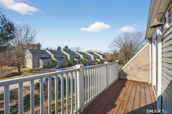 $499,000 | 37 Hewitt Road, Unit B6, Stonington, CT 06355