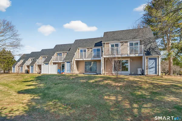 $499,000 | 37 Hewitt Road, Unit B6, Stonington, CT 06355