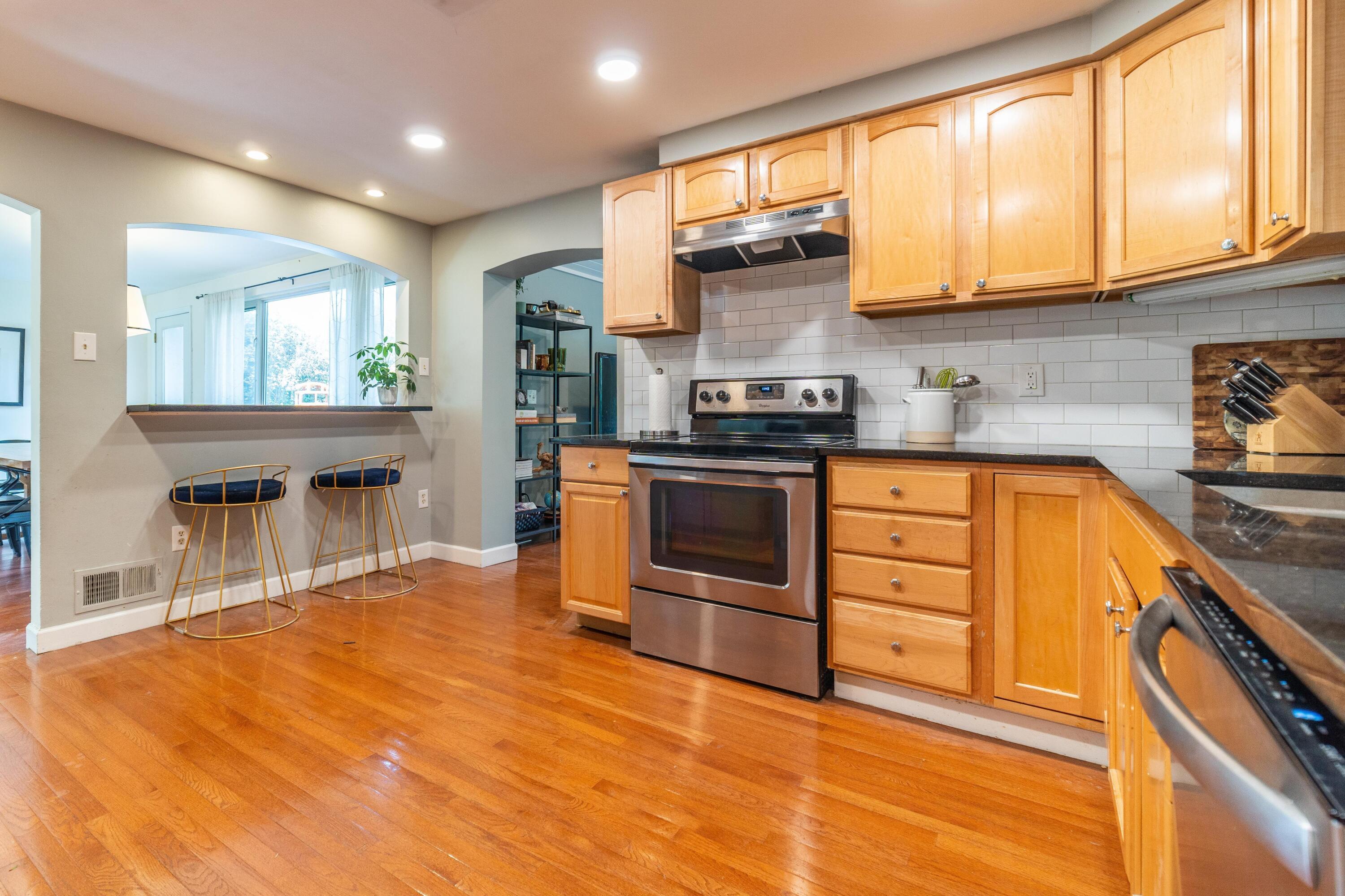 1470 Ridgeview Road Columbus, OH 43221 - Photo 8 of 38 1470 Ridgeview Rd-40