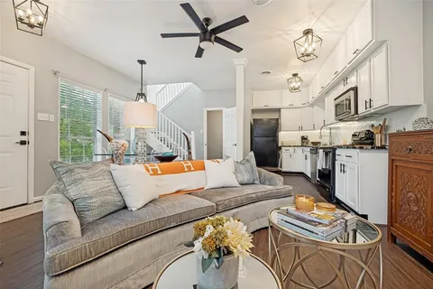 $249,000 | 5757 Martel Avenue, Unit B01, Dallas, TX 75206