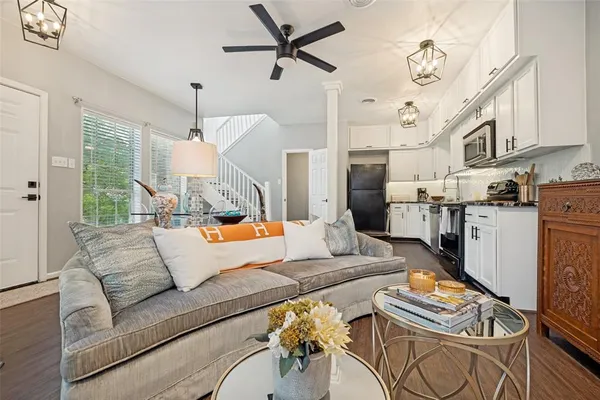 $249,000 | 5757 Martel Avenue, Unit B01, Dallas, TX 75206
