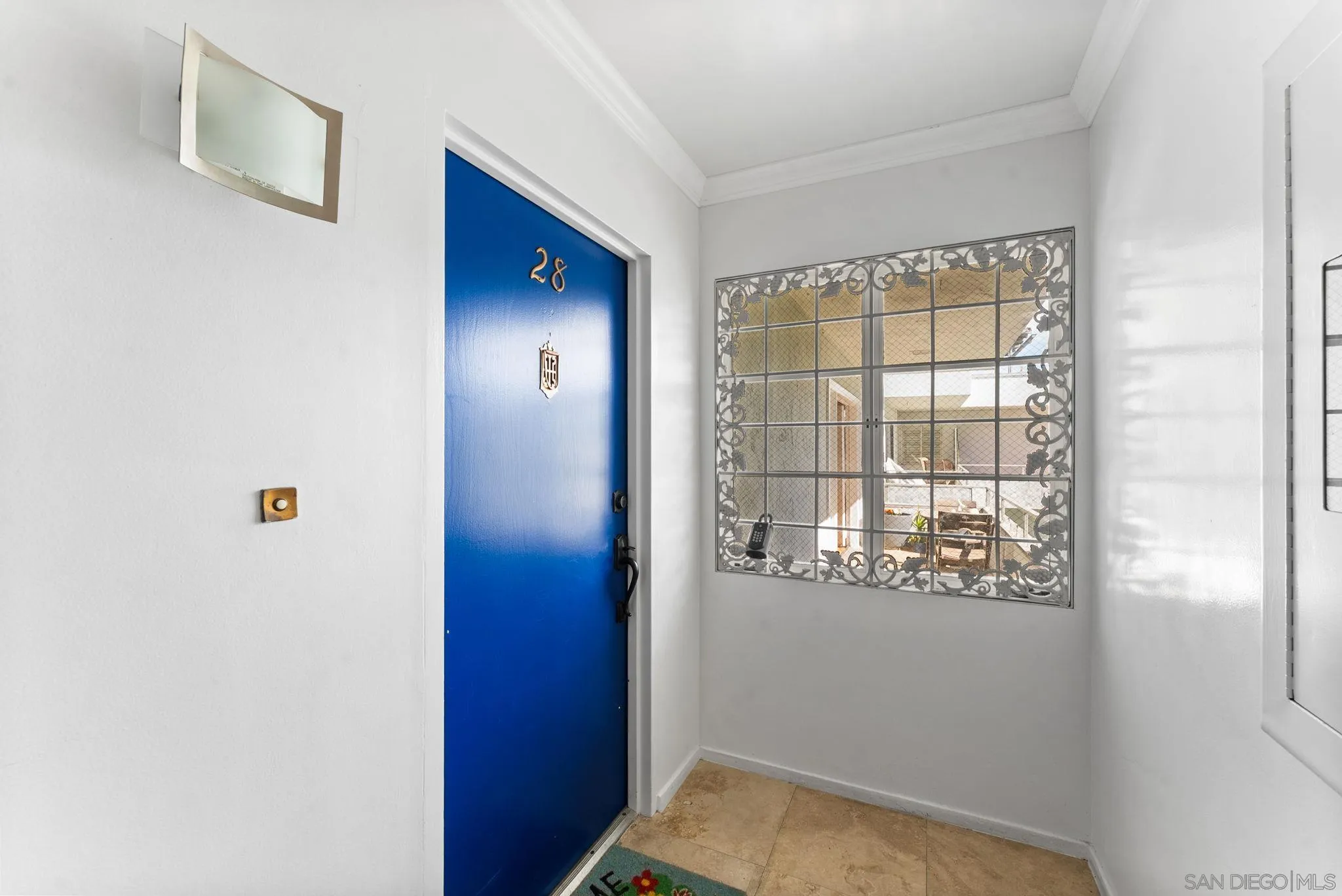 2360 Torrey Pines Road, Unit 28 La Jolla, CA 92037 - Photo 26 of 35 a view of an empty room