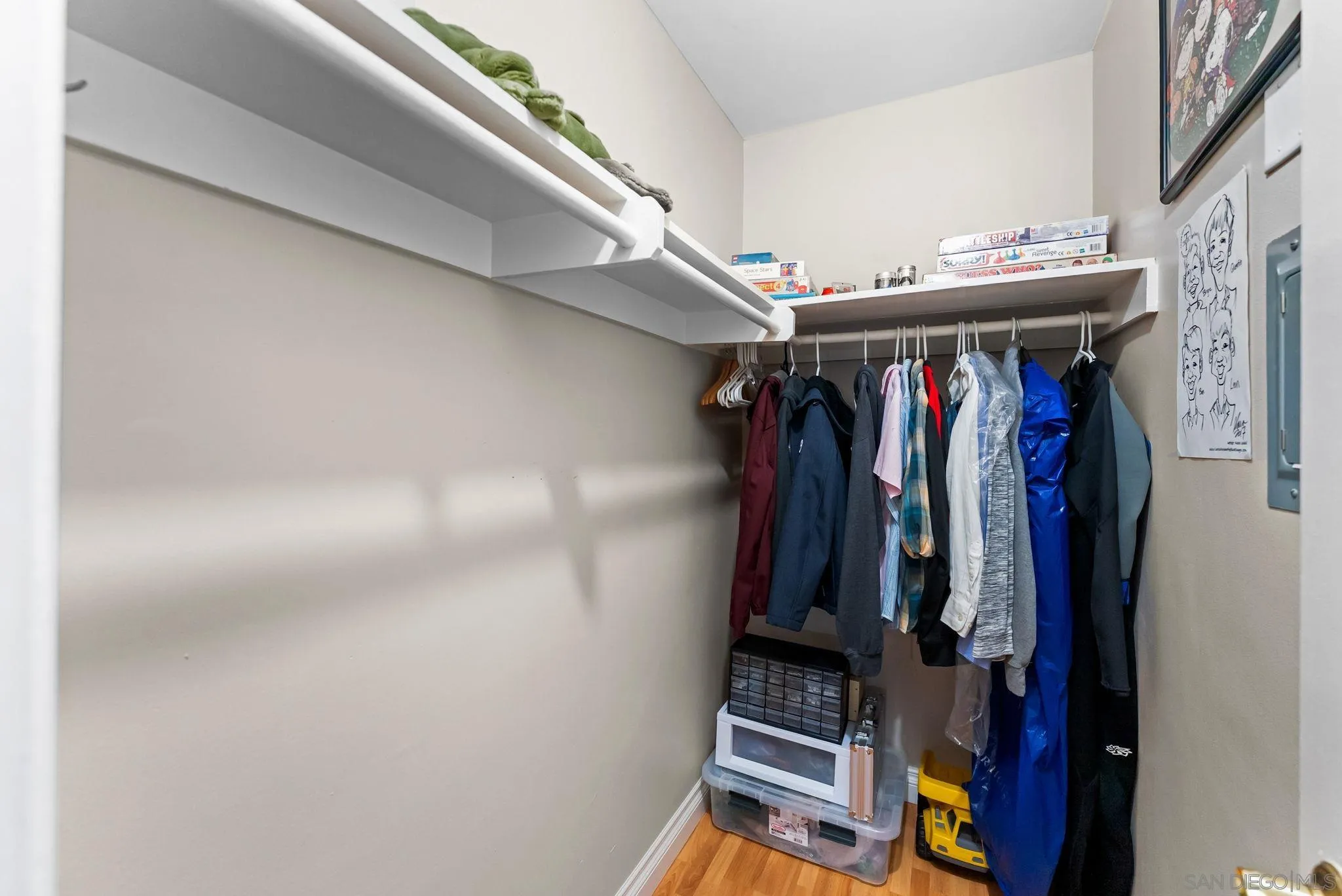 2360 Torrey Pines Road, Unit 28 La Jolla, CA 92037 - Photo 29 of 35 a view of walk in closet with clothes