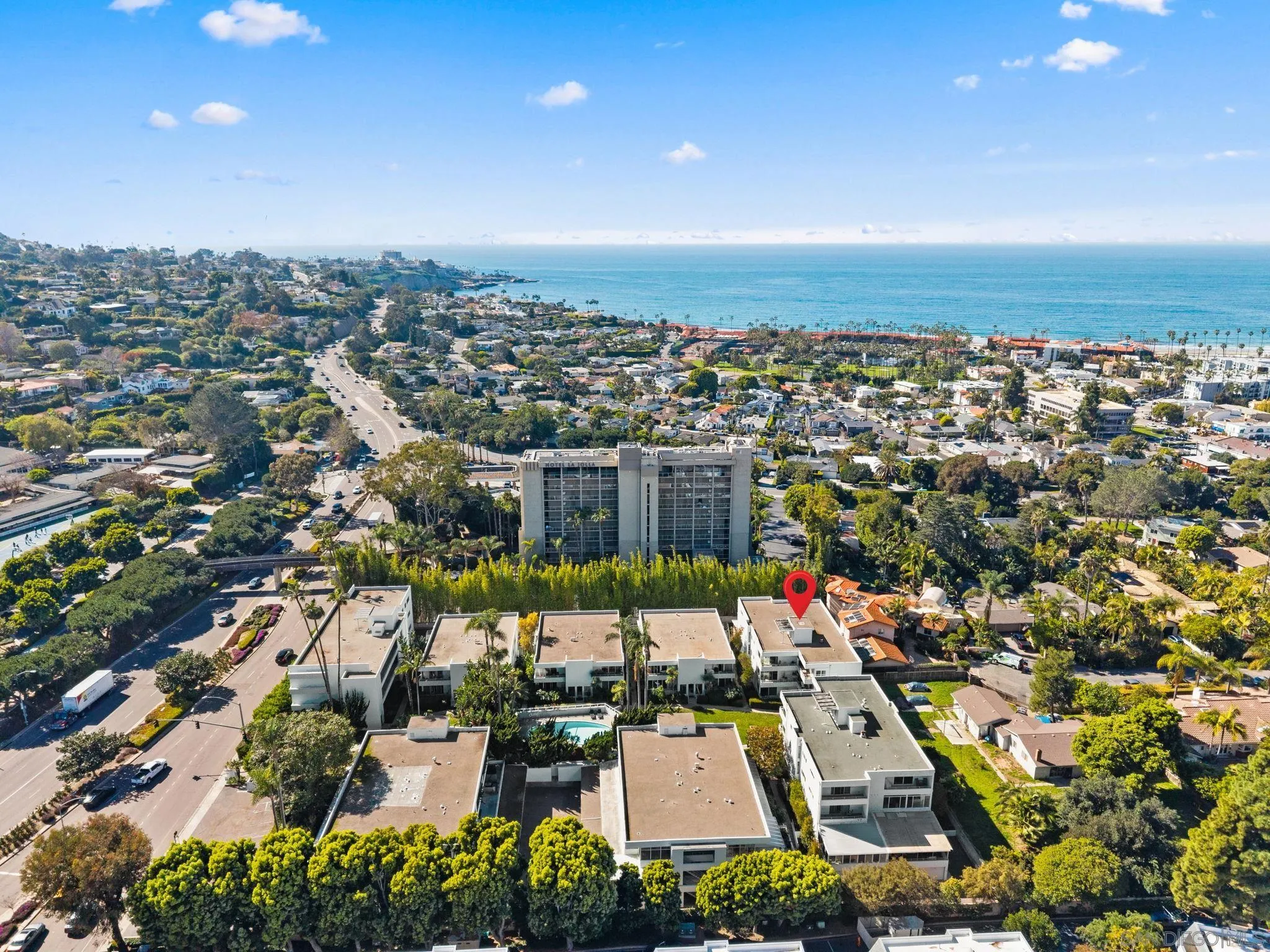2360 Torrey Pines Road, Unit 28 La Jolla, CA 92037 - Photo 33 of 35 an aerial view of a city
