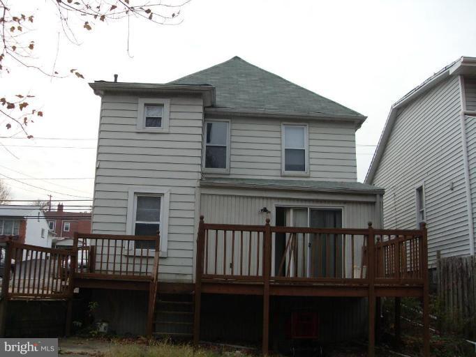511 Old North Point Road Baltimore, MD 21222 - Photo 9 of 9 Exterior (Rear)