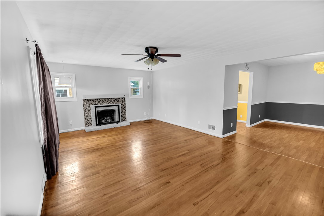 2335 West Forest Avenue Decatur, IL 62522 - Photo 4 of 30