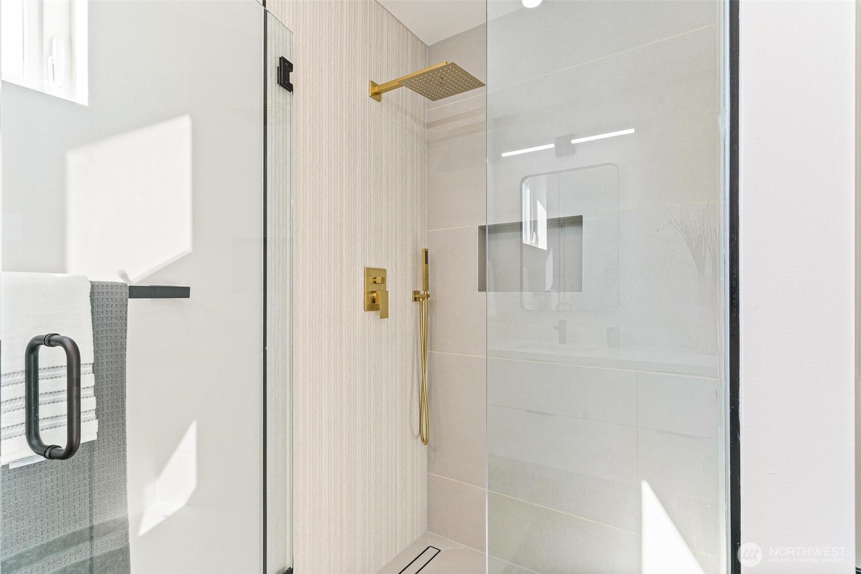 1614 South Juneau Street Seattle, WA 98108 - Photo 17 of 35