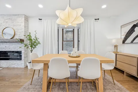 $925,000 | 5426 North Western Avenue, Chicago, IL 60625