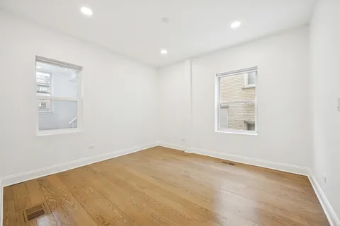 $925,000 | 5426 North Western Avenue, Chicago, IL 60625