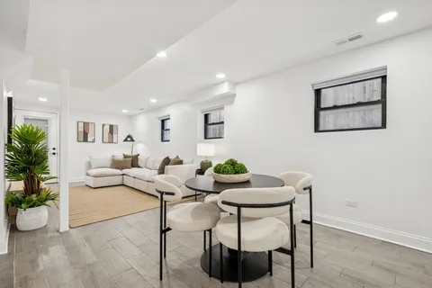 $925,000 | 5426 North Western Avenue, Chicago, IL 60625