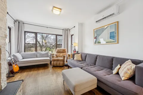 $925,000 | 5426 North Western Avenue, Chicago, IL 60625