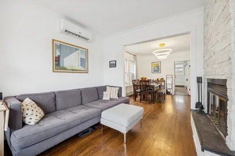 $925,000 | 5426 North Western Avenue, Chicago, IL 60625