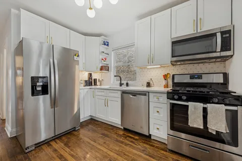 $925,000 | 5426 North Western Avenue, Chicago, IL 60625