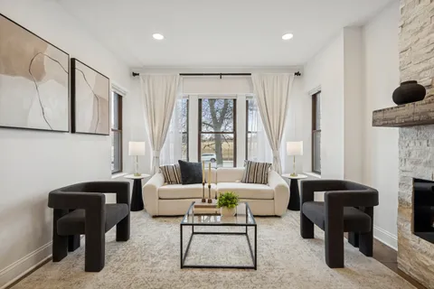 $925,000 | 5426 North Western Avenue, Chicago, IL 60625