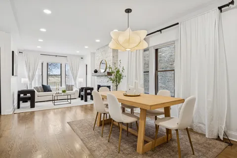 $925,000 | 5426 North Western Avenue, Chicago, IL 60625