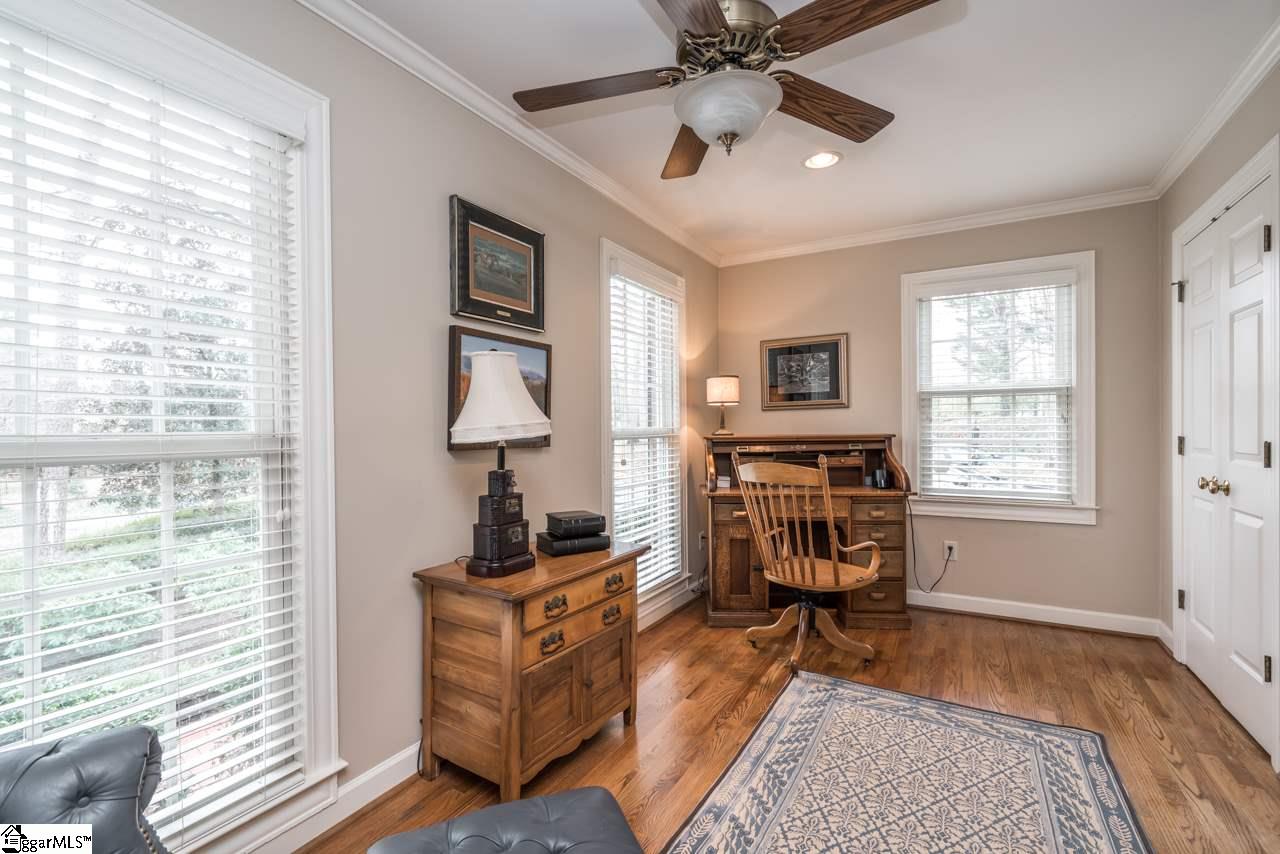 11 Babbs Hollow Road Greenville, SC 29607 - Photo 12 of 34