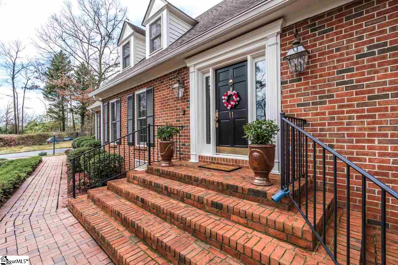 11 Babbs Hollow Road Greenville, SC 29607 - Photo 3 of 34
