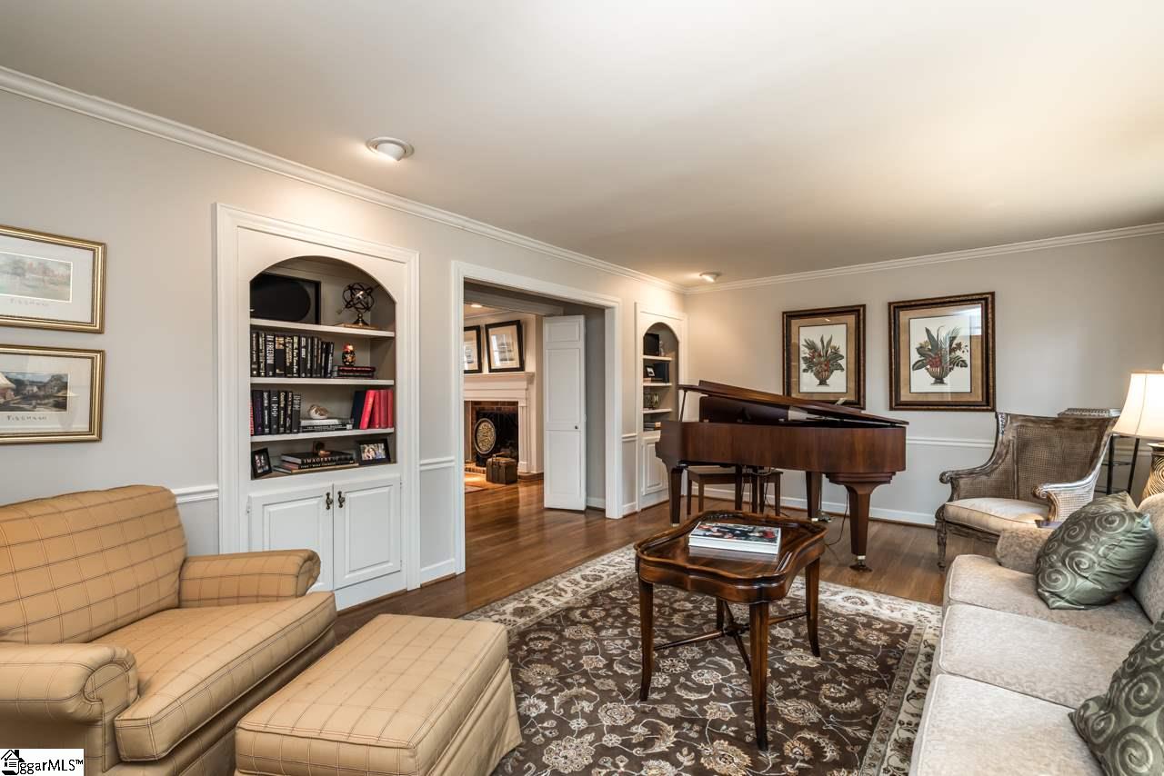 11 Babbs Hollow Road Greenville, SC 29607 - Photo 5 of 34
