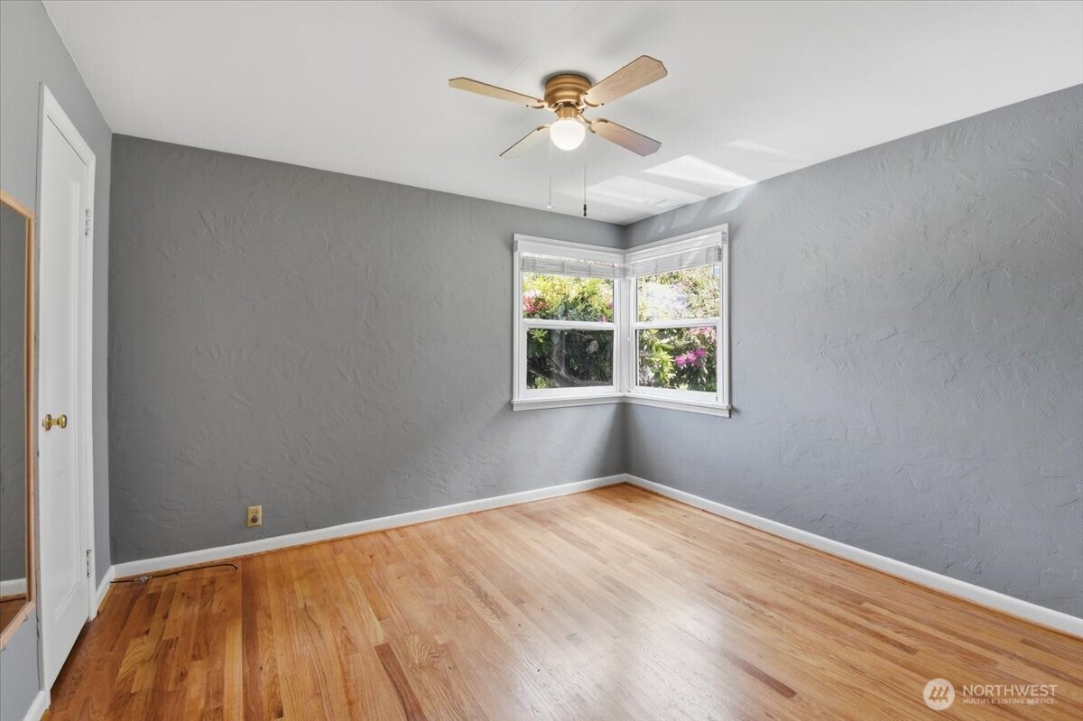 3733 Southwest Webster Street Seattle, WA 98126 - Photo 8 of 22