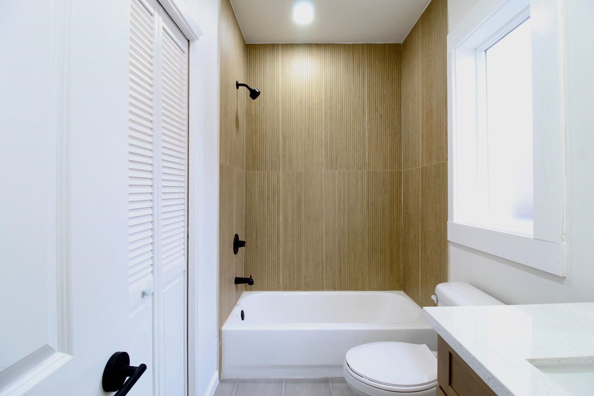 1618 Weber Street Houston, TX 77007 - Photo 11 of 44