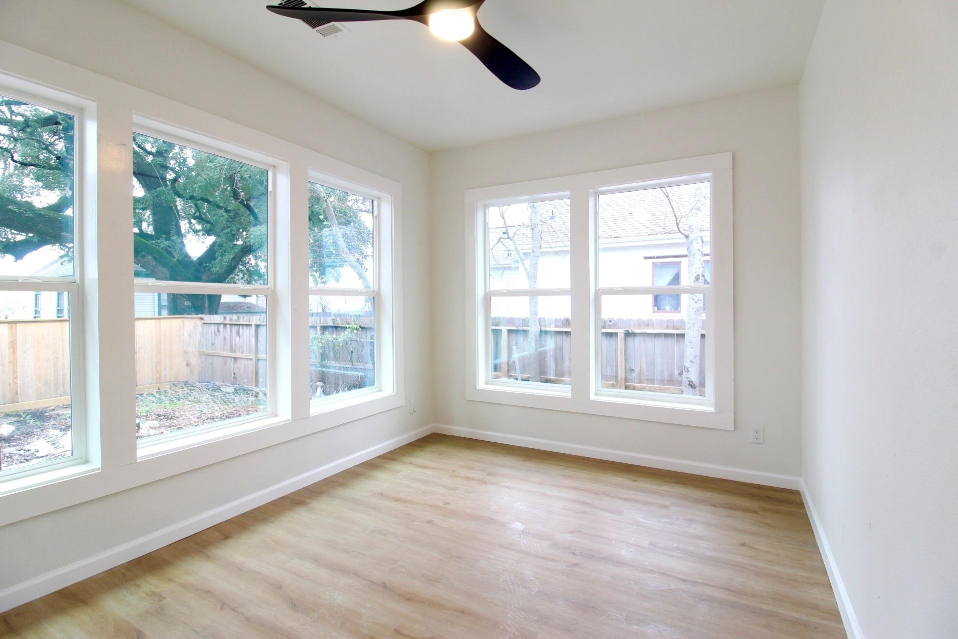 1618 Weber Street Houston, TX 77007 - Photo 14 of 44