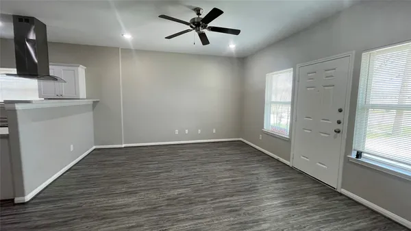 $2,100 | 4510 Mayflower Street, Unit B, Houston, TX 77051