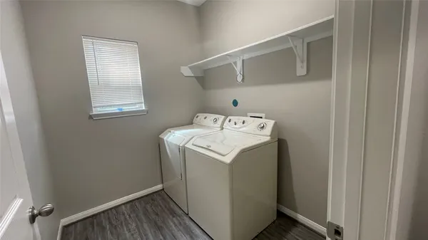 $2,100 | 4510 Mayflower Street, Unit B, Houston, TX 77051