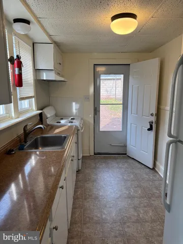 $1,800 | 635 Chestnut Street, Pottstown, PA 19464