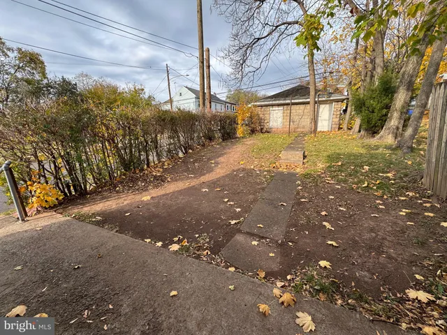 $1,800 | 635 Chestnut Street, Pottstown, PA 19464