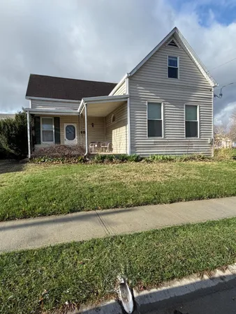 $215,000 | 409 South Street, Batesville, IN 47006