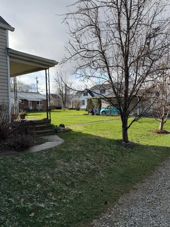 $215,000 | 409 South Street, Batesville, IN 47006