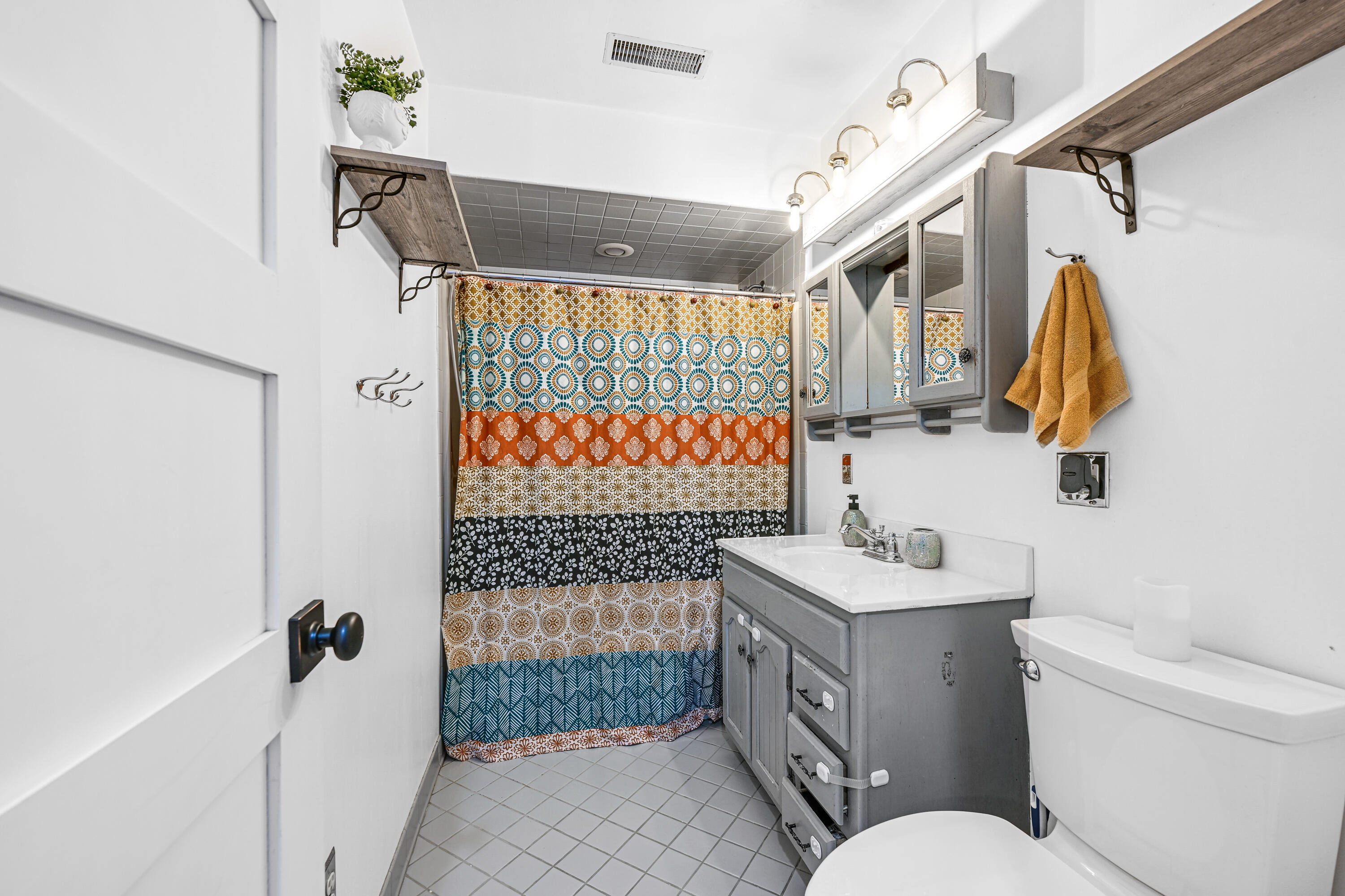 417 James Street Burlington, WI 53105 - Photo 18 of 40 2 (14)