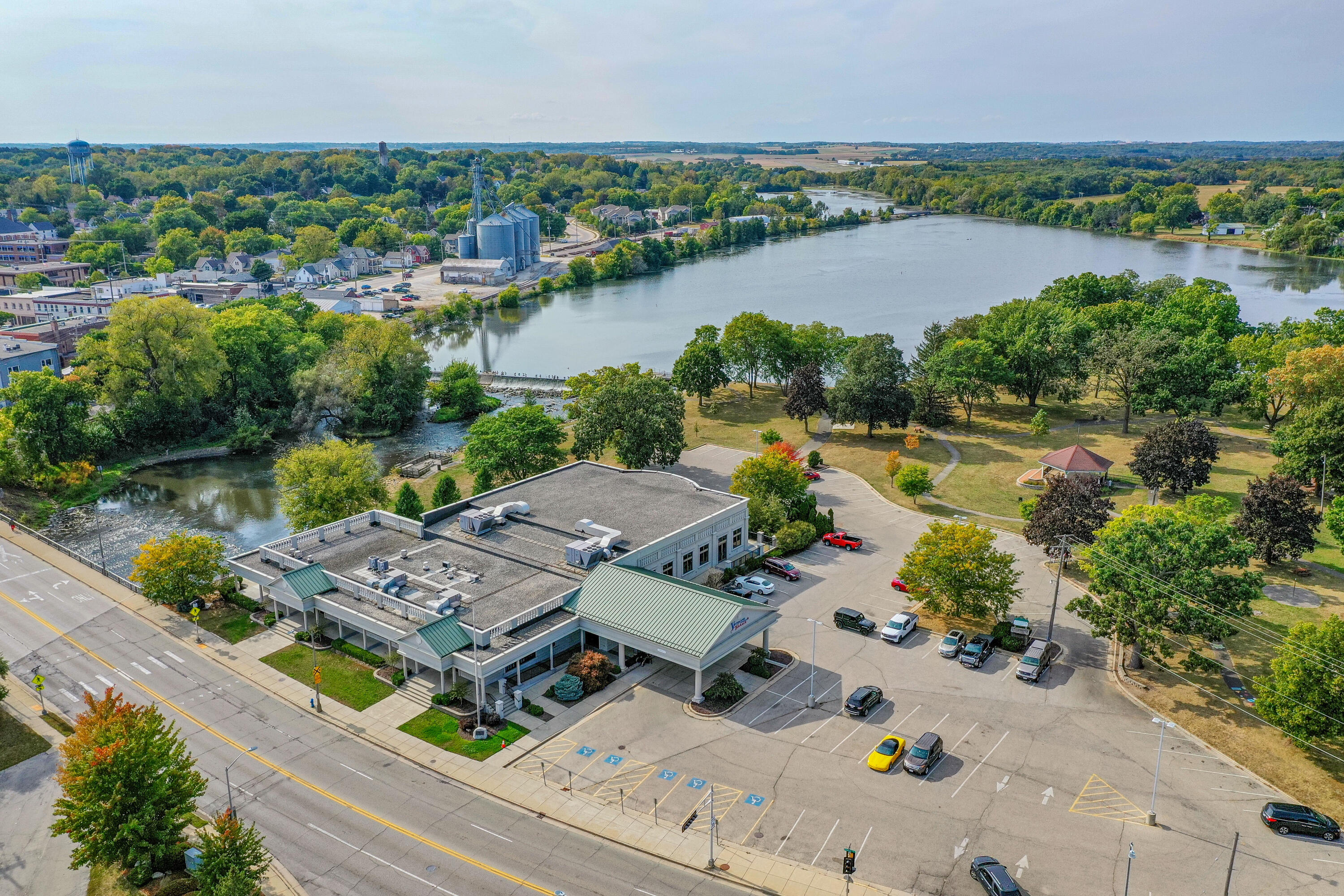 417 James Street Burlington, WI 53105 - Photo 25 of 40 DJI_0830