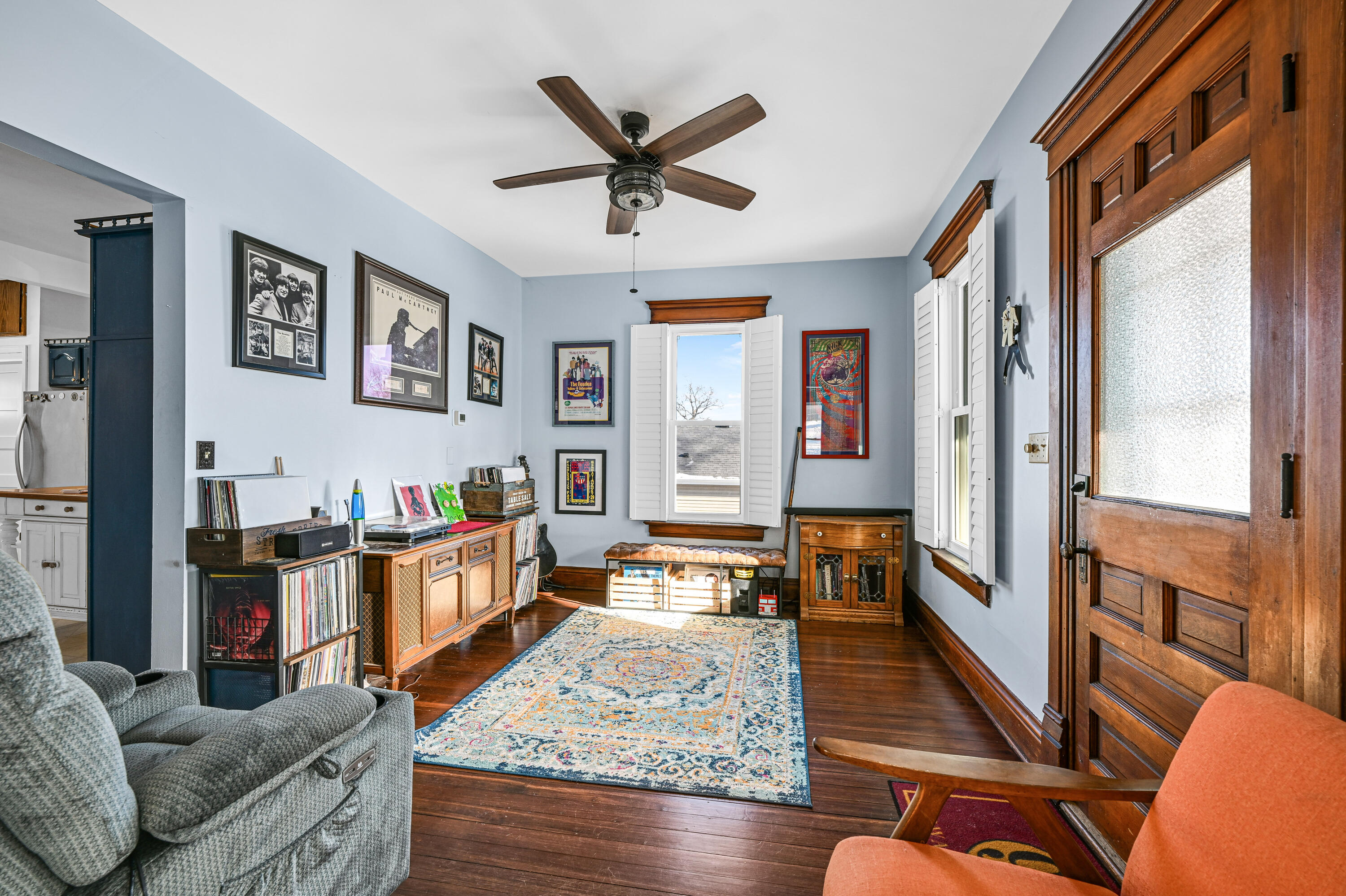 417 James Street Burlington, WI 53105 - Photo 5 of 40 2 (1)