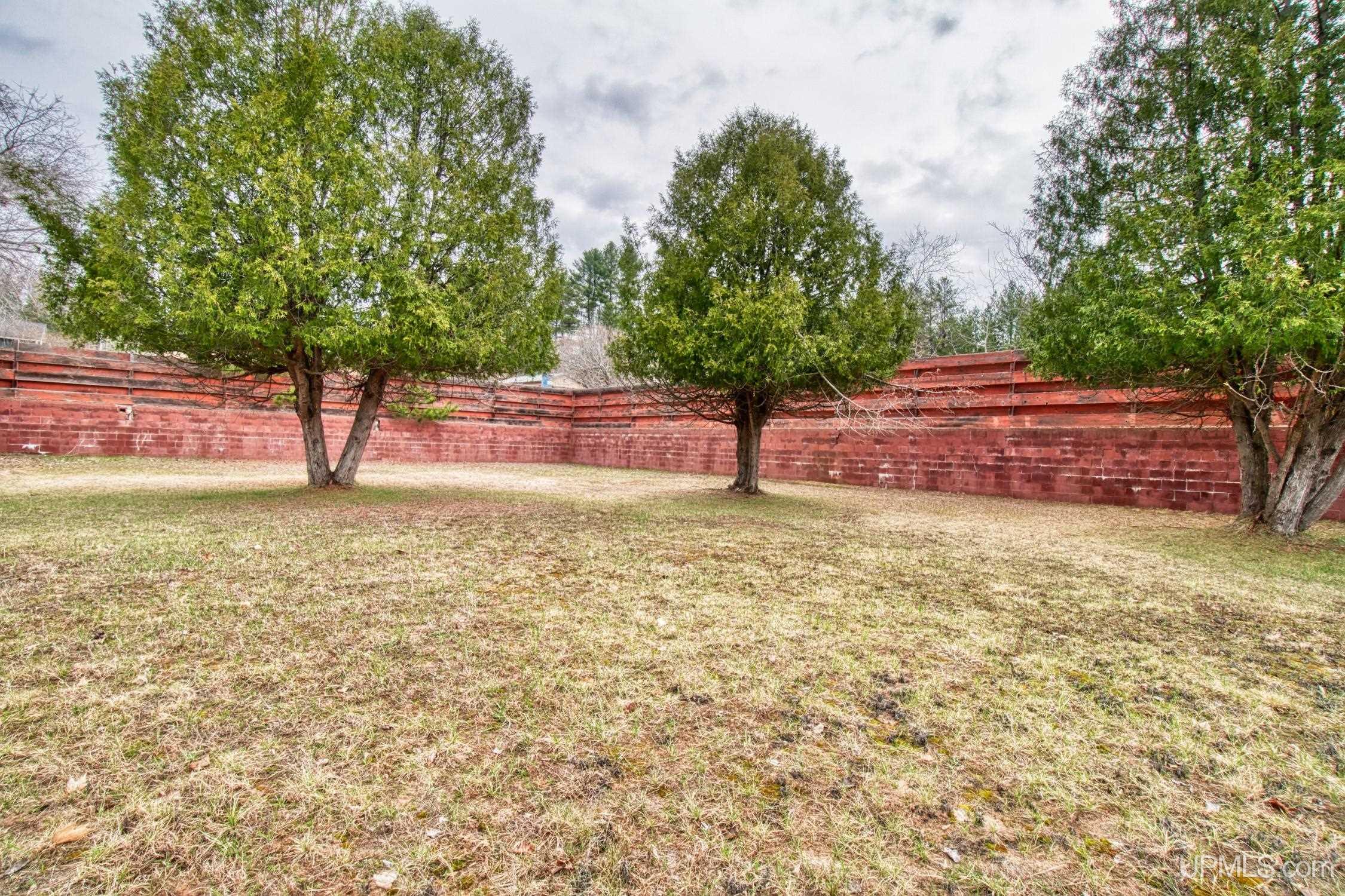 224 Roosevelt Road Niagara, WI 54151 - Photo 20 of 20 Gallery Image 20