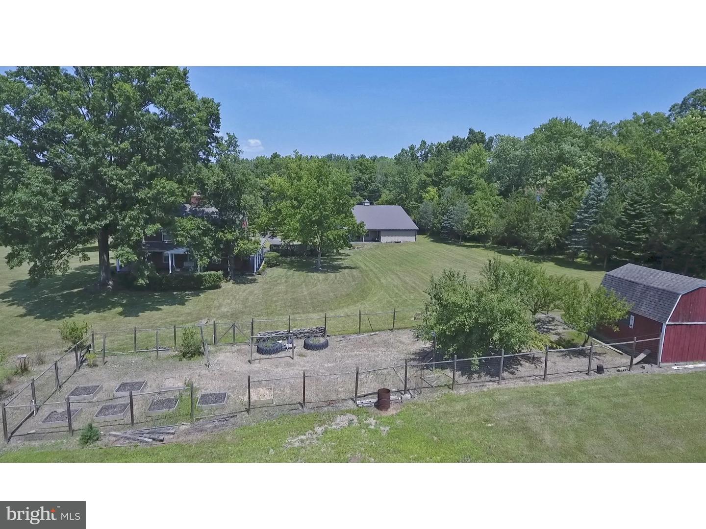 1606 Elephant Road Perkasie, PA 18944 - Photo 27 of 30 Fenced Garden