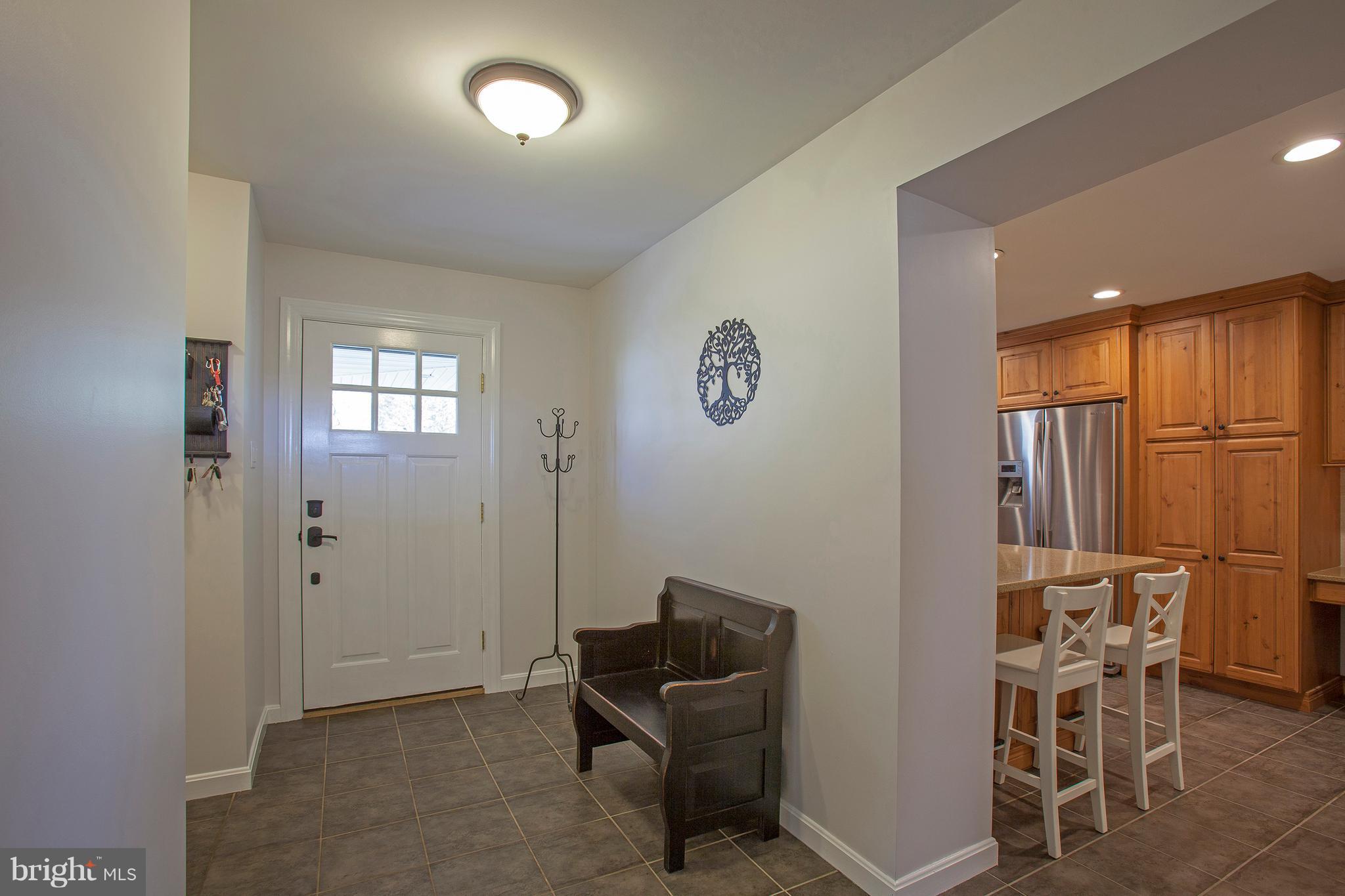 1606 Elephant Road Perkasie, PA 18944 - Photo 4 of 30 Foyer