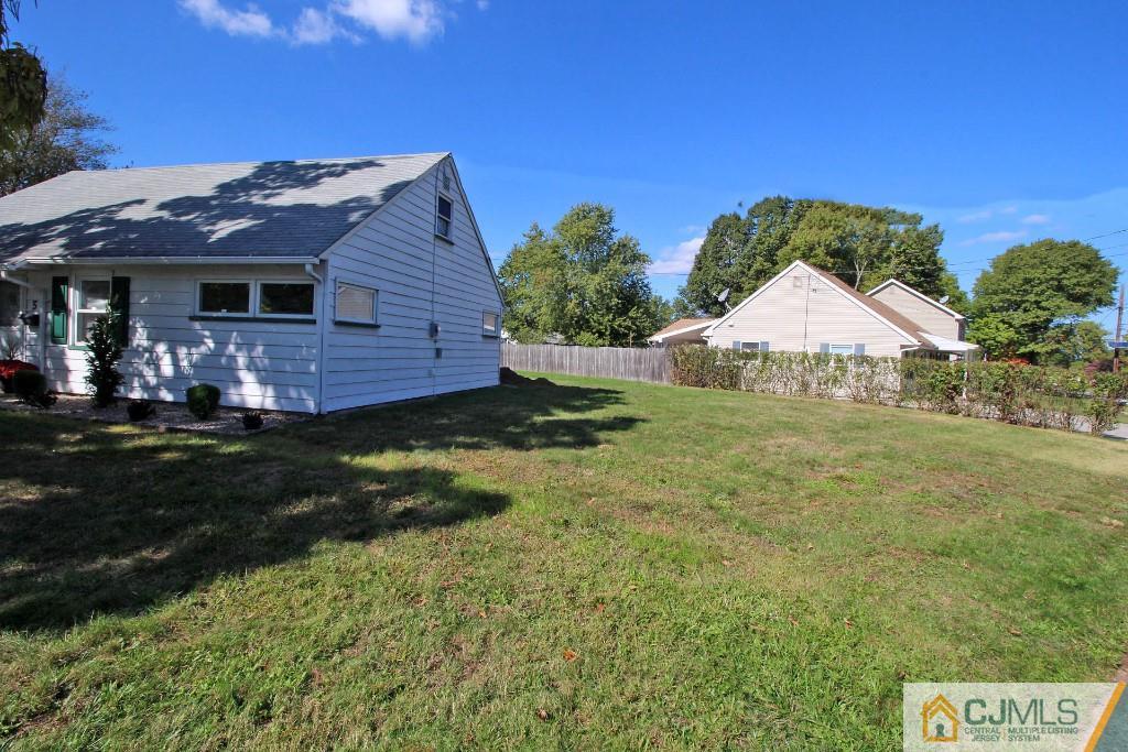 5 Ashley Road Edison, NJ 08817 - Photo 4 of 25 a aerial view of a house