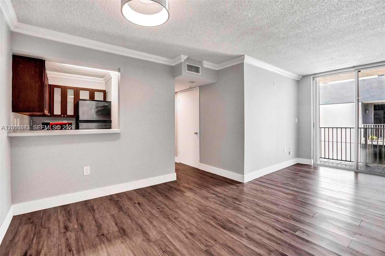126 Southwest 17th Road, Unit 601 Miami, FL 33129 - Photo 5 of 21