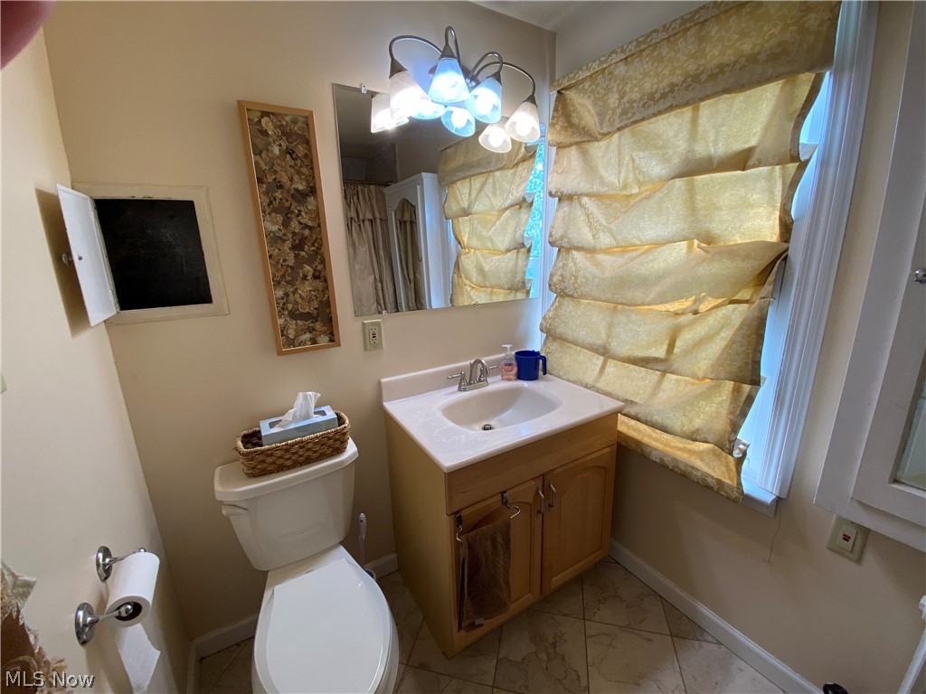 3577 Shannon Road Cleveland Heights, OH 44118 - Photo 18 of 32
